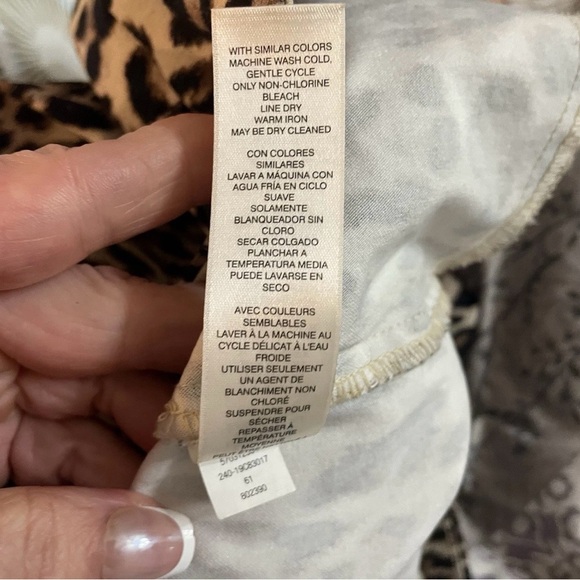 Chicos Perfect Stretch Pants 12 Leopard Print Ankle Slim Women - Picture 6 of 8